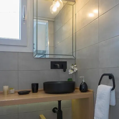 Glaros Luxury In Folegandros Karavostasis (Folegandros)